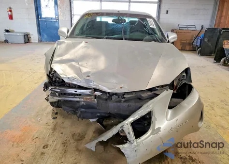 2004 Pontiac Grand Prix Gt2 z USA, uszkodzony, nr VIN 2G2WS542141241027